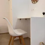 بيت للعطل Inside Paros *