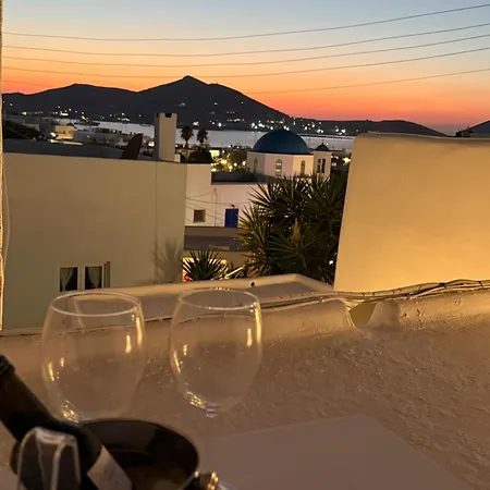 بيت للعطل Inside Paros